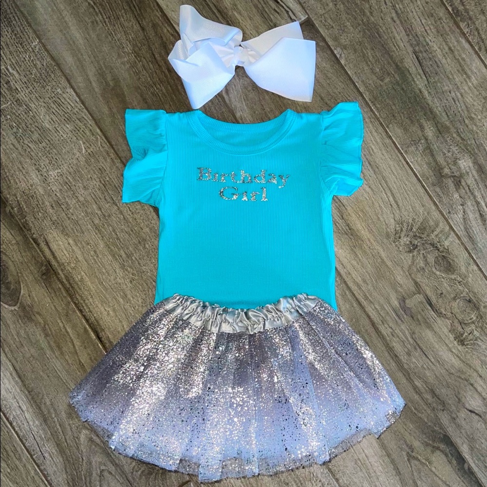 Birthday girl outfit.